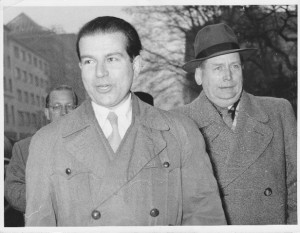 Emil Carlebach und Willi Bohn beim KPD-Verbotsverfahren in der BRD (November 1954) 